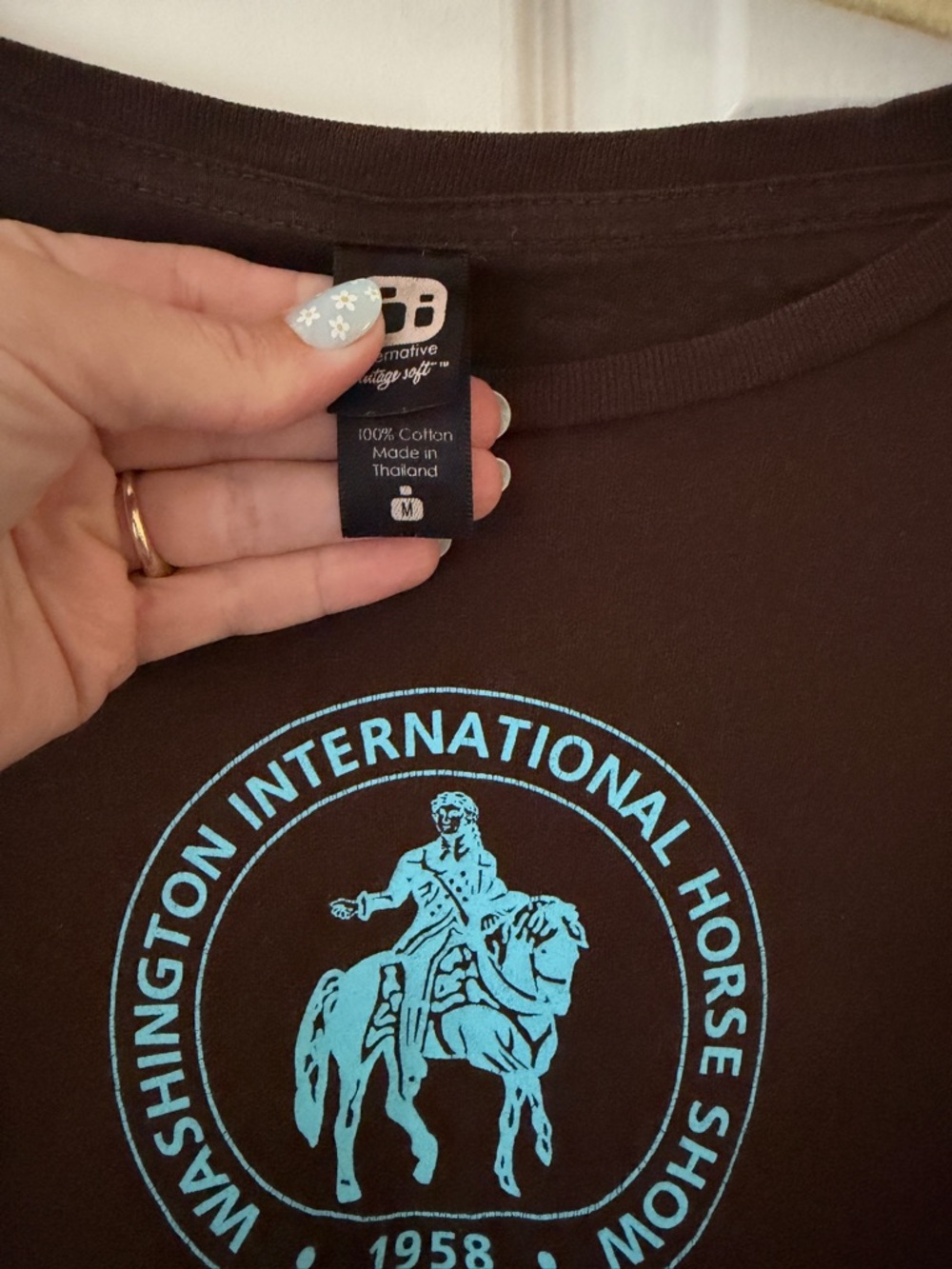 Washington International Horse Show Tee. - Picture 2 of 2
